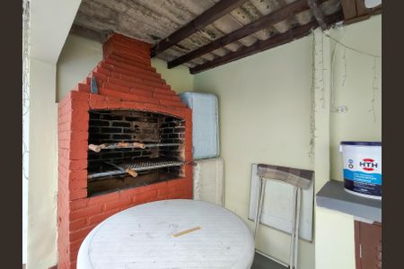 Casa à venda com 258m², 5 quartos e 2 vagasChurrasqueira