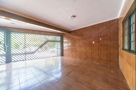Casa à venda com 122m², 3 quartos e 2 vagasGaragem