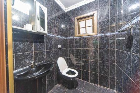 Casa à venda com 122m², 3 quartos e 2 vagasBanheiro Térreo