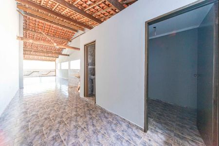 Casa à venda com 122m², 3 quartos e 2 vagasCoberta