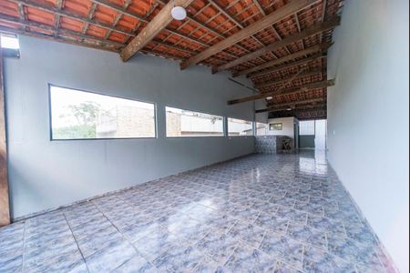 Casa à venda com 122m², 3 quartos e 2 vagasCobertura