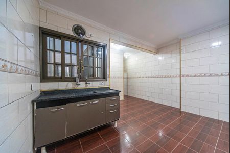 Casa à venda com 122m², 3 quartos e 2 vagasCozinha 