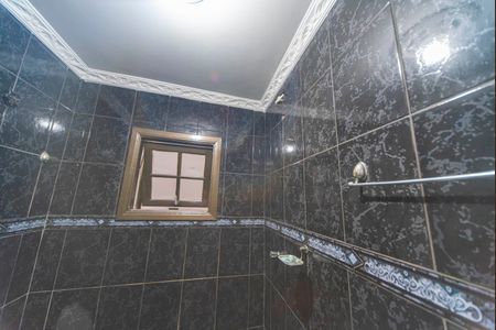 Casa à venda com 122m², 3 quartos e 2 vagasBanheiro Térreo