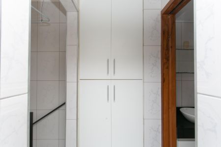 Apartamento para alugar com 50m², 2 quartos e 1 vagaCozinha - Armários