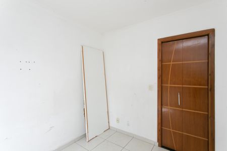 Quarto 2 de apartamento para alugar com 2 quartos, 50m² em Itaquera, São Paulo