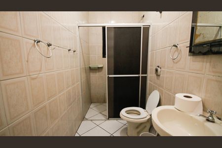 Casa para alugar com 166m², 2 quartos e 2 vagasBanheiro