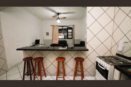 Casa para alugar com 166m², 2 quartos e 2 vagasCozinha