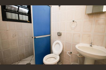 Casa para alugar com 166m², 2 quartos e 2 vagasBanheiro da Suíte 1