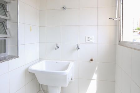 Apartamento à venda com 70m², 2 quartos e 1 vagaÁrea de Serviço