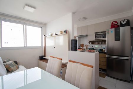 Sala de apartamento para alugar com 2 quartos, 43m² em Jardim Iris, São Paulo