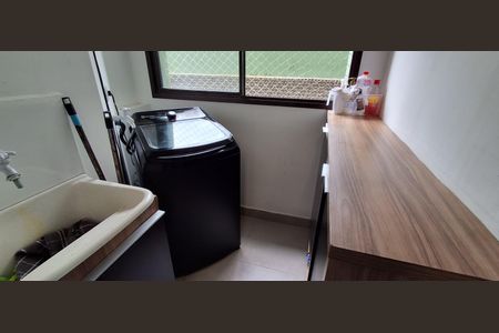 Apartamento à venda com 75m², 3 quartos e 1 vagaÁrea de Serviço 