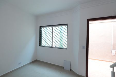 Sala de casa de condomínio para alugar com 2 quartos, 100m² em Vila Esperança, São Paulo