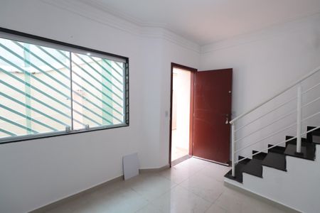 Casa de condomínio para alugar com 100m², 2 quartos e 1 vagaSala