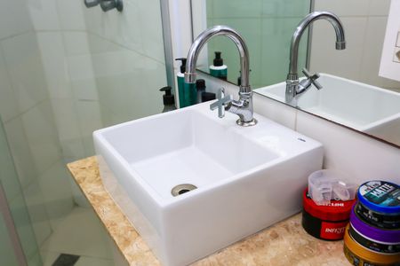 Apartamento à venda com 69m², 2 quartos e 1 vagaBanheiro