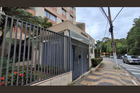 Apartamento para alugar com 107m², 3 quartos e 2 vagasFachada