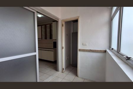 Apartamento para alugar com 107m², 3 quartos e 2 vagasÁrea de Serviço