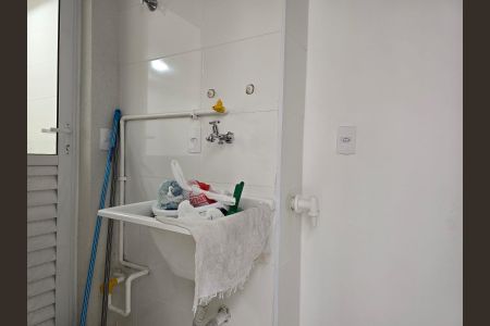 Apartamento para alugar com 43m², 2 quartos e 1 vagaÁrea de Serviço