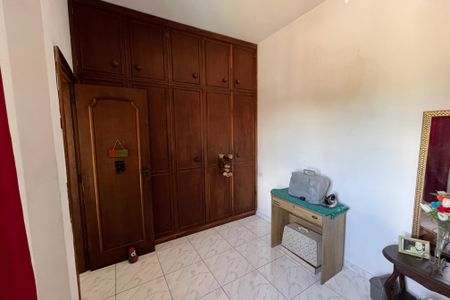 Casa à venda com 649m², 4 quartos e 8 vagas Casa à venda com 649m², 4 quartos e 8 vagasQuarto 1