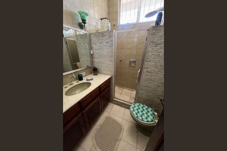 Casa à venda com 649m², 4 quartos e 8 vagas Casa à venda com 649m², 4 quartos e 8 vagasBanheiro 3