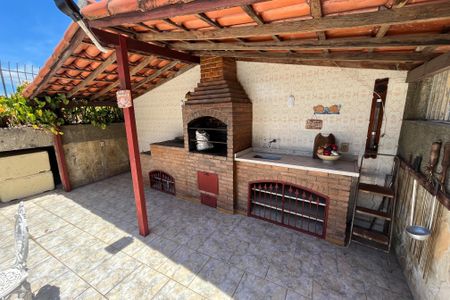 Casa à venda com 649m², 4 quartos e 8 vagas Casa à venda com 649m², 4 quartos e 8 vagasChurrasqueira