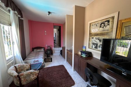 Casa à venda com 649m², 4 quartos e 8 vagas Casa à venda com 649m², 4 quartos e 8 vagasQuarto 2