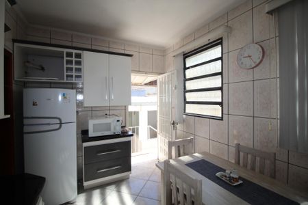 Casa à venda com 68m², 3 quartos e 1 vagaCozinha
