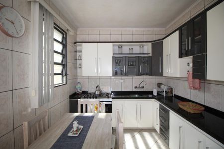 Casa à venda com 68m², 3 quartos e 1 vagaCozinha