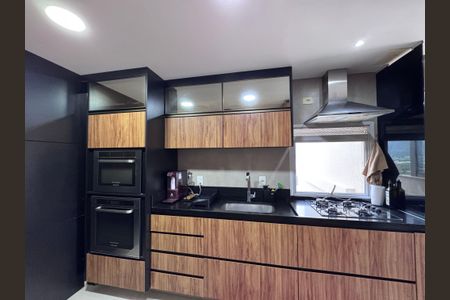 Apartamento para alugar com 150m², 3 quartos e 2 vagasCozinha e Área de Serviço