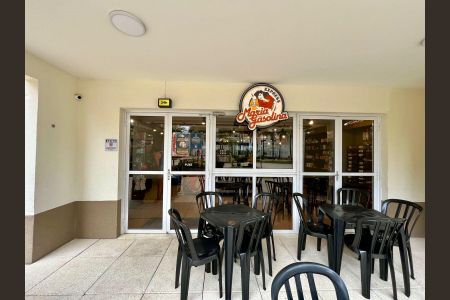 Apartamento à venda com 92m², 3 quartos e 2 vagasÁrea comum- Mercado