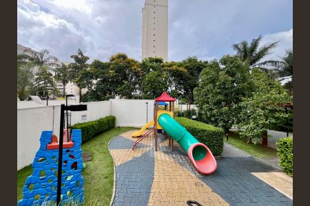 Apartamento à venda com 92m², 3 quartos e 2 vagasÁrea comum - Playground