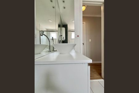 Apartamento à venda com 92m², 3 quartos e 2 vagasBanheiro da Suíte