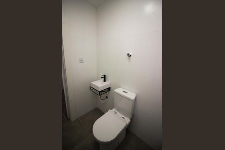 Apartamento à venda com 107m², 3 quartos e sem vagaBanheiro de serviço