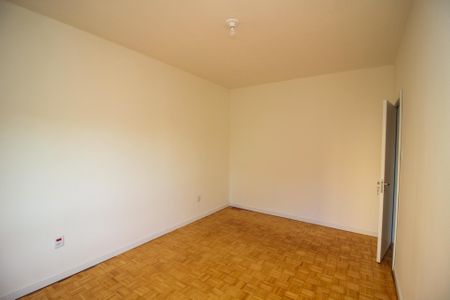 Quarto 1 de apartamento à venda com 3 quartos, 107m² em Centro Histórico, Porto Alegre