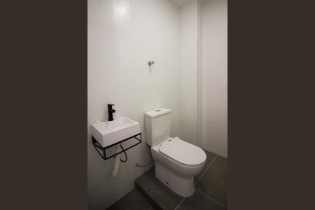 Apartamento à venda com 107m², 3 quartos e sem vagaBanheiro de serviço