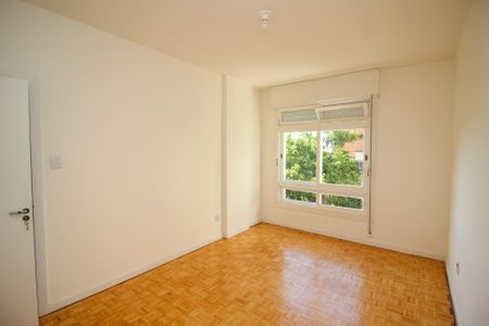 Quarto 1 de apartamento à venda com 3 quartos, 107m² em Centro Histórico, Porto Alegre