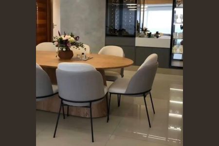 Apartamento à venda com 237m², 4 quartos e 5 vagas