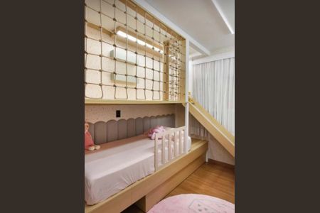 Apartamento à venda com 237m², 4 quartos e 5 vagas