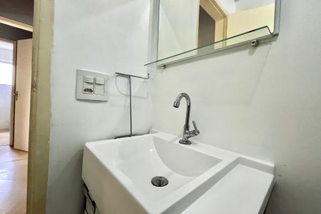 Apartamento à venda com 62m², 2 quartos e 1 vagaBanheiro Corredor