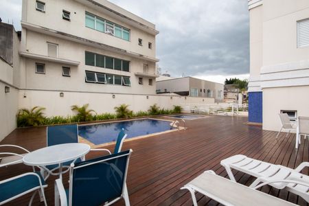 Apartamento à venda com 74m², 2 quartos e 2 vagasÁrea comum - Piscina