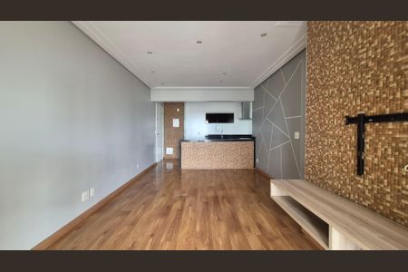 Sala de apartamento para alugar com 3 quartos, 76m² em Campestre, Santo André