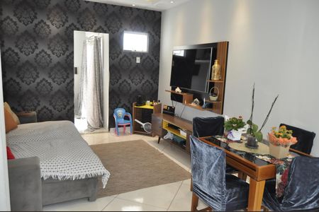 Casa à venda com 2 quartos, 80m² em Riachuelo, Rio de Janeiro