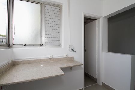 Área de Serviço de apartamento para alugar com 3 quartos, 70m² em Vila Madalena, São Paulo