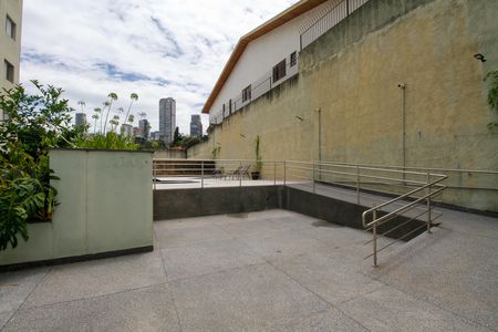 Área Comum - Piscina de apartamento para alugar com 3 quartos, 70m² em Vila Madalena, São Paulo