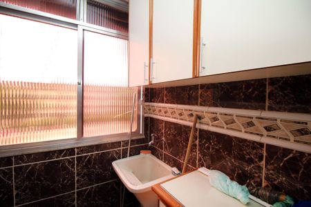 Apartamento para alugar com 55m², 2 quartos e 1 vagaÁrea de Serviço