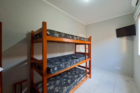 Casa para alugar com 120m², 2 quartos e 2 vagasQuarto