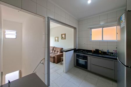 Casa para alugar com 120m², 2 quartos e 2 vagasCozinha 