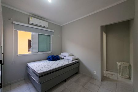 Casa para alugar com 120m², 2 quartos e 2 vagasSuite