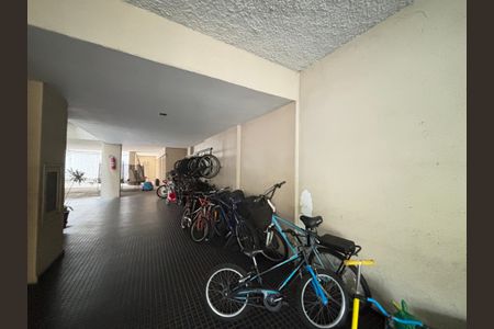 Apartamento à venda com 130m², 3 quartos e 1 vaga Apartamento à venda com 130m², 3 quartos e 1 vagaÁrea comum