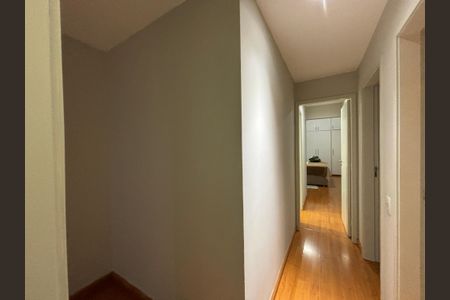 Apartamento à venda com 130m², 3 quartos e 1 vaga Apartamento à venda com 130m², 3 quartos e 1 vagaCorredores
