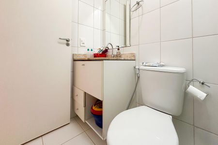 Apartamento à venda com 72m², 2 quartos e 2 vagasBanheiro Social